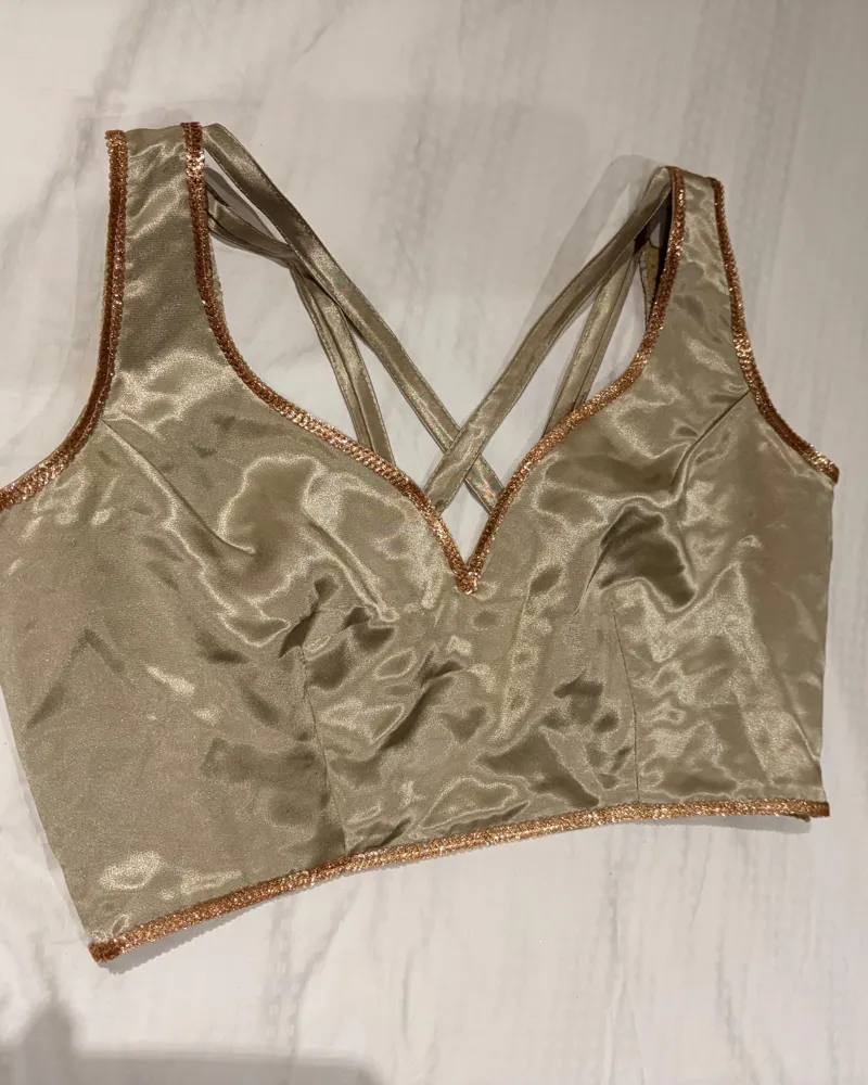 The actual blouse, front — photo 4 of 5